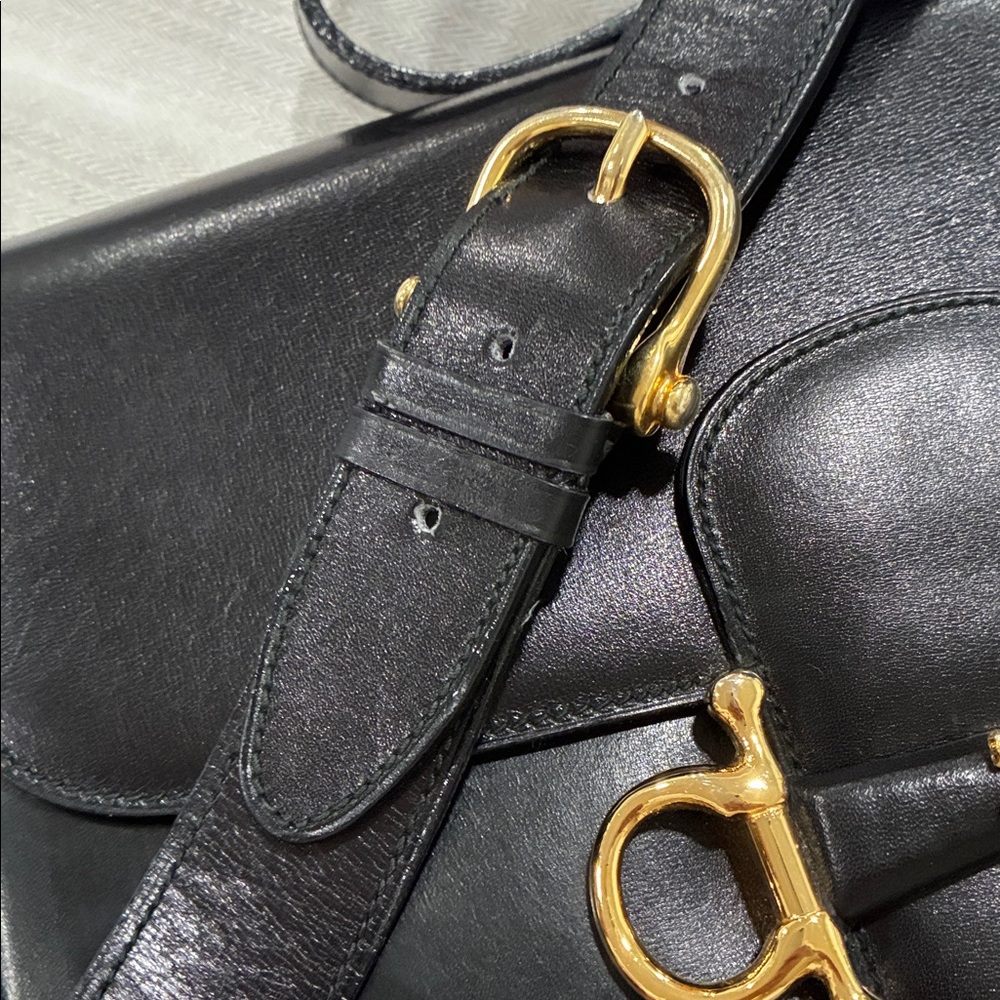 Vintage Celine Chic Black Leather Bag with Gold Accents - Picture 7 of 14